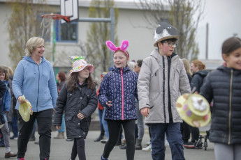 Easter Bonnet Parade 107